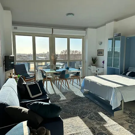 Serendiroma Apartment *